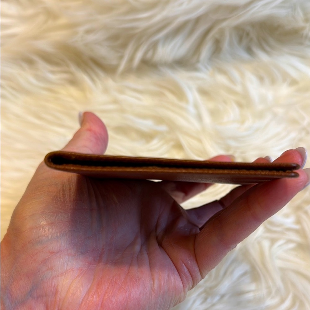 Louis Vuitton Porte 2 Cartes Vertical Brown Taiga Leather Card Case Holder - Picture 7 of 9